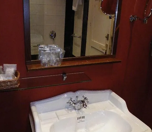 호텔 Real Casa De Tepa 4*